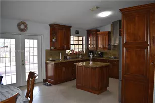 9029 NW 152nd Ln, Miami Lakes, FL 33018 - Photo 47