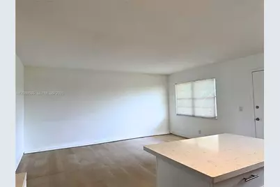 13475 SW 9th St #302A, Pembroke Pines, FL 33027 - Photo 5