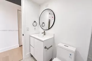 13475 SW 9th St, Pembroke Pines, FL 33027 - Photo 15