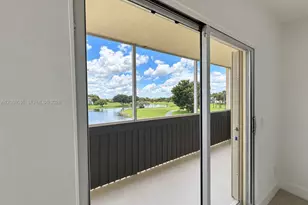 13475 SW 9th St, Pembroke Pines, FL 33027 - Photo 9