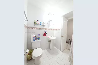 1784 W 56th Ter #401, Hialeah, FL 33012 - Photo 13