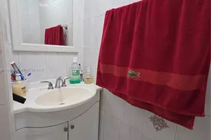1784 W 56th Terrace, Hialeah, FL 33012 - Photo 5