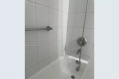 9310 Fontainebleau Blvd #312, Miami, FL 33172 - Photo 11