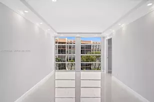 701 Three Islands Boulevard, Hallandale Beach, FL 33009 - Photo 9