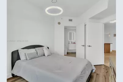 350 S Miami Ave #3605, Miami, FL 33130 - Photo 27