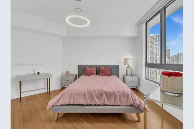 350 S Miami Ave #3605, Miami, FL 33130 - Photo 23
