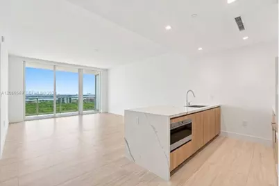 2411 Laguna Cir #1004, North Miami, FL 33181 - Photo 3