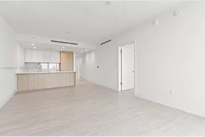 2411 Laguna Cir #1004, North Miami, FL 33181 - Photo 7
