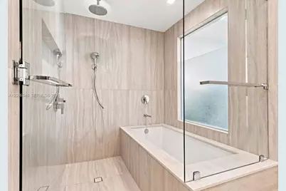 2411 Laguna Cir #1004, North Miami, FL 33181 - Photo 11