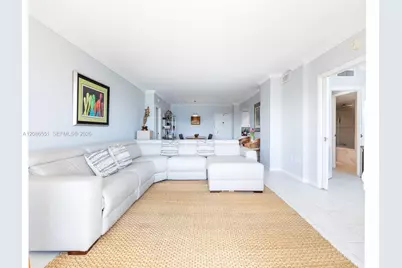 500 Bayview Dr #1520, Sunny Isles Beach, FL 33160 - Photo 5