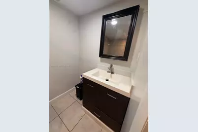 606 W 81st St #405, Hialeah, FL 33014 - Photo 9