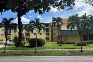 606 W 81st St, Hialeah, FL 33014 - Photo 3