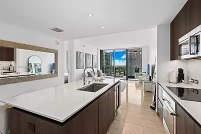 68 SE 6th St #3306, Miami, FL 33131 - Photo 19