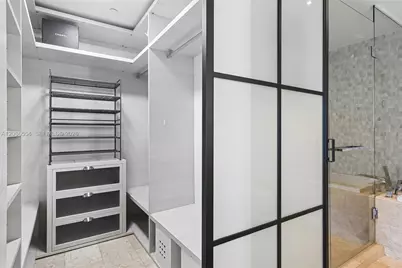 68 SE 6th St #3306, Miami, FL 33131 - Photo 9