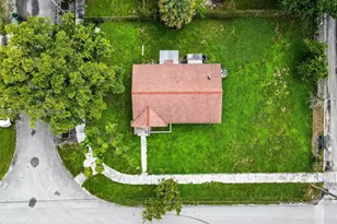 6499 NW 29th Ave, Miami, FL 33147 - Photo 21