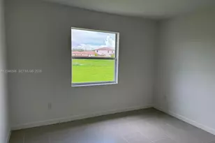 2404 SE 29th Dr, Homestead, FL 33035 - Photo 21