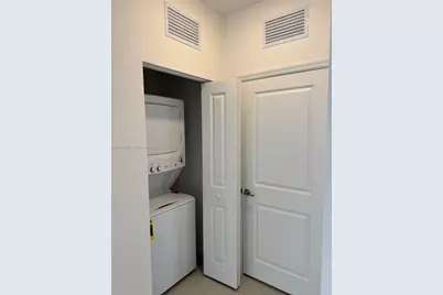 2404 SE 29th Dr, Homestead, FL 33035 - Photo 13