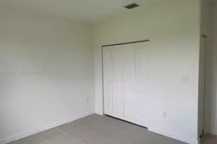 2404 SE 29th Dr, Homestead, FL 33035 - Photo 23
