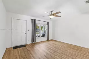 5364 NE 2nd Ave, Oakland Park, FL 33334 - Photo 9