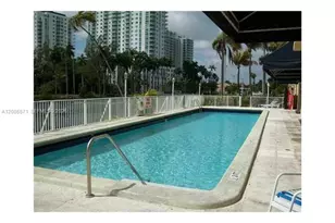 1740 NW N River Dr, Miami, FL 33125 - Photo 1