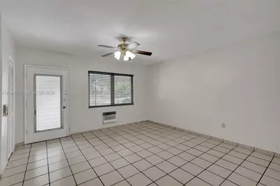 7300 Byron Ave #15B, Miami Beach, FL 33141 - Photo 5