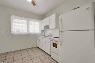 7300 Byron Ave, Miami Beach, FL 33141 - Photo 15