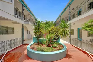 7300 Byron Ave, Miami Beach, FL 33141 - Photo 21