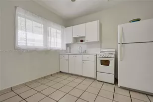 7300 Byron Ave, Miami Beach, FL 33141 - Photo 13