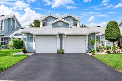 3839 Island Club Cir, Lake Worth, FL 33462 - Photo 1