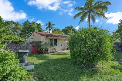 855 NW 130th St, North Miami, FL 33168 - Photo 5