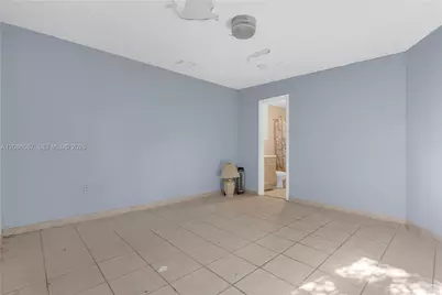 855 NW 130th St, North Miami, FL 33168 - Photo 15