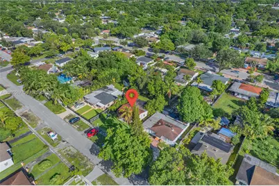 855 NW 130th St, North Miami, FL 33168 - Photo 39