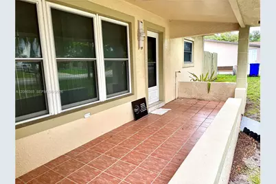 1611 NE 35th St, Pompano Beach, FL 33064 - Photo 19