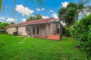1290 Seagrape Cir, Weston, FL 33326 - Photo 41