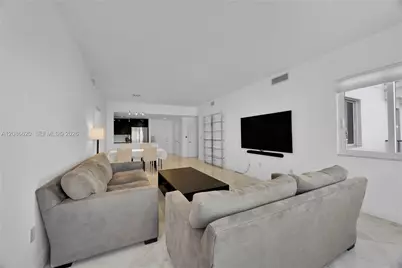 10 Aragon Ave #810, Coral Gables, FL 33134 - Photo 9