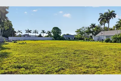 365 NW 128 Ave, Sweetwater, FL 33182 - Photo 3