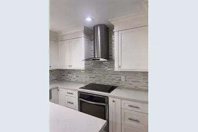 7075 NW 173rd Dr #1406, Hialeah, FL 33015 - Photo 11