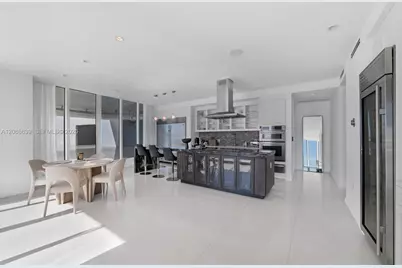 2020 N Bayshore Dr #PH4302, Miami, FL 33137 - Photo 9