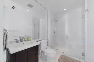2020 N Bayshore Dr, Miami, FL 33137 - Photo 35