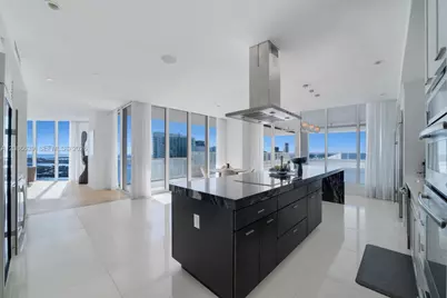 2020 N Bayshore Dr #PH4302, Miami, FL 33137 - Photo 11