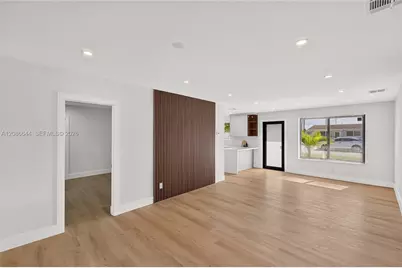 3210 SW 94th Ct, Miami, FL 33165 - Photo 13