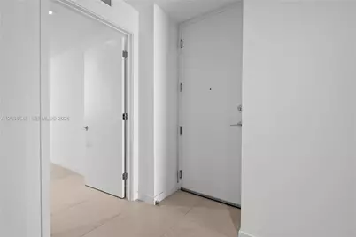 1400 Biscayne Blvd #3003, Miami, FL 33132 - Photo 11