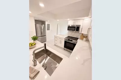 1811 Sabal Palm Dr #202, Davie, FL 33324 - Photo 5