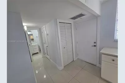 2920 Point East Dr #N603, Aventura, FL 33160 - Photo 23