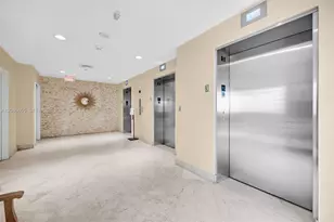 6767 Collins Ave, Miami Beach, FL 33141 - Photo 21