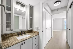 6767 Collins Ave, Miami Beach, FL 33141 - Photo 17