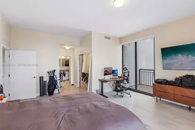 999 SW 1st Ave #UPH12, Miami, FL 33130 - Photo 25