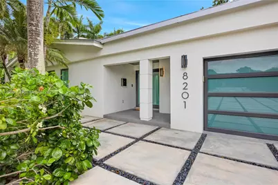 8201 SW 62nd Ave, South Miami, FL 33143 - Photo 3