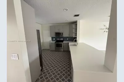 9530 E Plum Harbor Way, Tamarac, FL 33321 - Photo 3