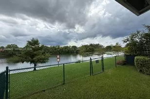 9530 E Plum Harbor Way, Tamarac, FL 33321 - Photo 9